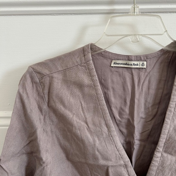 Cropped Wrap Shirt - Picture 3 of 5